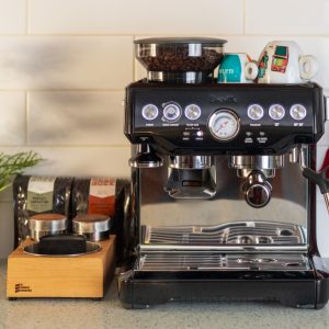 How the Breville Barista Pro’s Built-In Grinder Elevates Your Coffee Game
